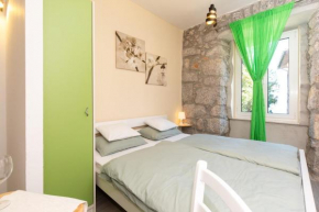 Studio for 2, cozy, balcony w sea view, near beach